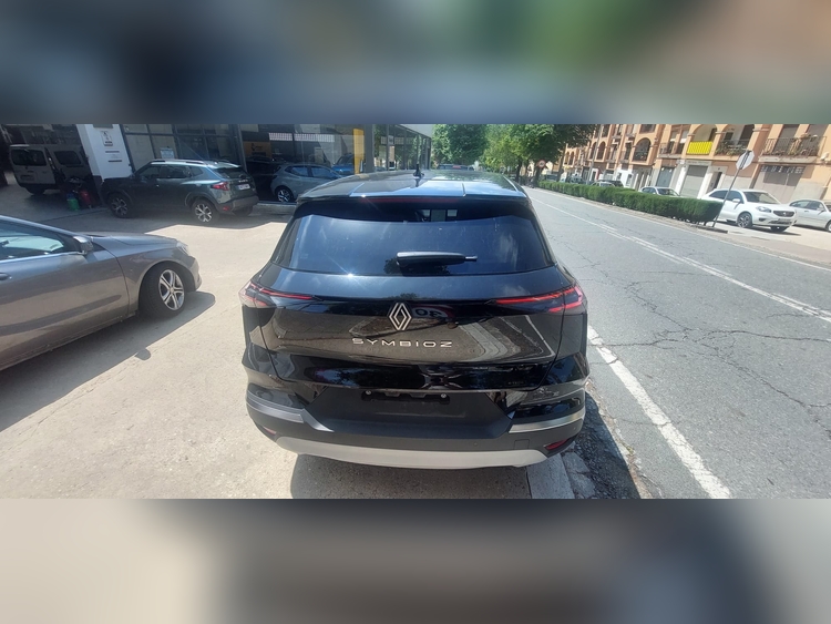 Renault Symbioz hybr 145cv foto 12
